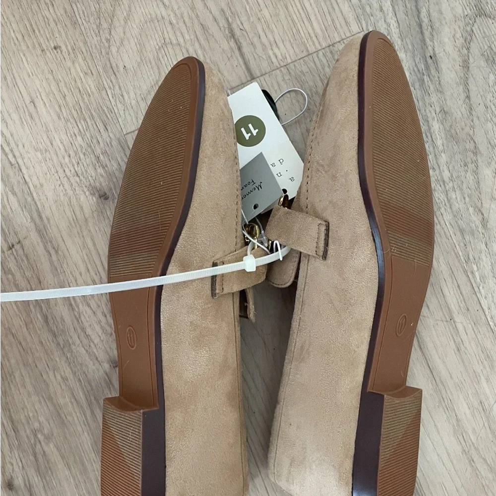 A new day carolyn suede Women's Tan Loafers size 11 - Picture 4 of 10
